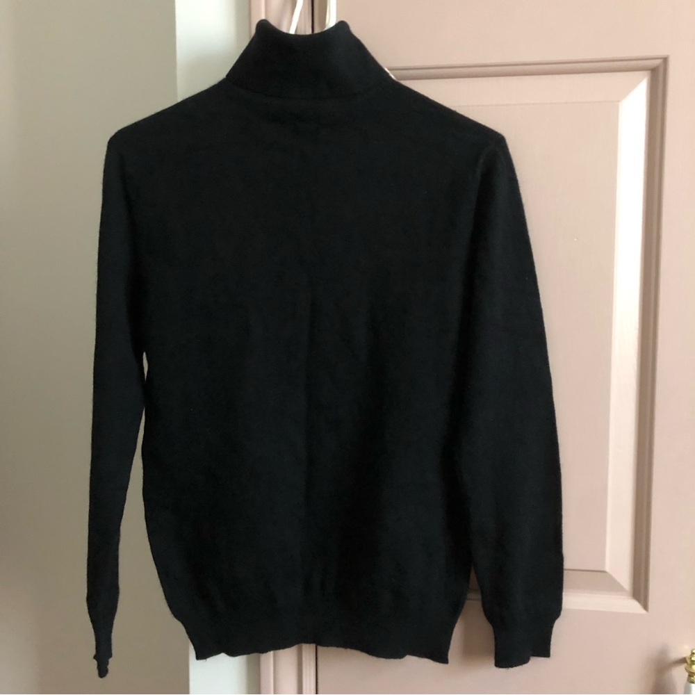 Kirkland Black Small Cashmere 100% Turtleneck Sweater